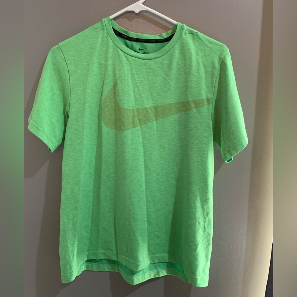 *2 for $10 item* Boys Nike Tee